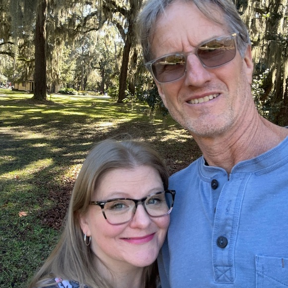 Meet your Posher, Julie - Picture 4 of 16